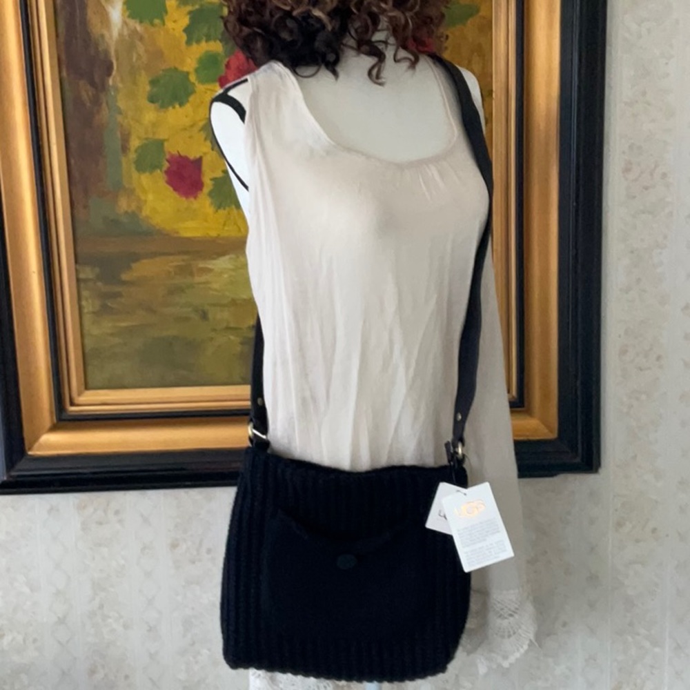 NWT black Ugg knitted crossbody